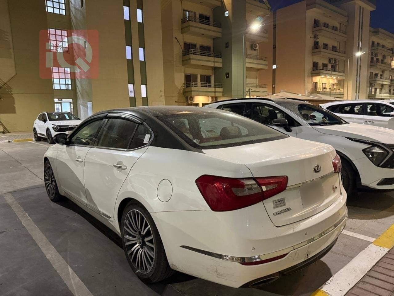 كيا كادينزا